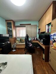 Blk 221 Kovan Green (Hougang), HDB Executive #588314651